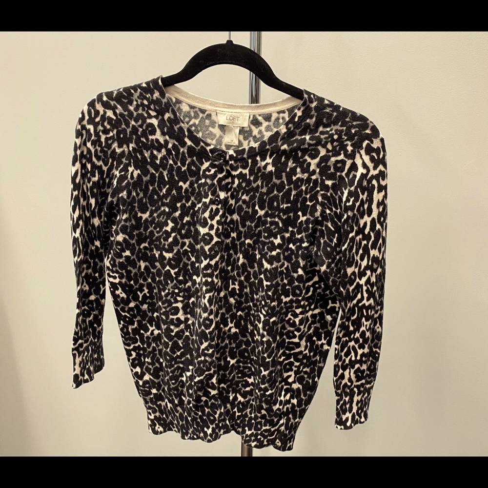 Ann Taylor Loft Cardigan